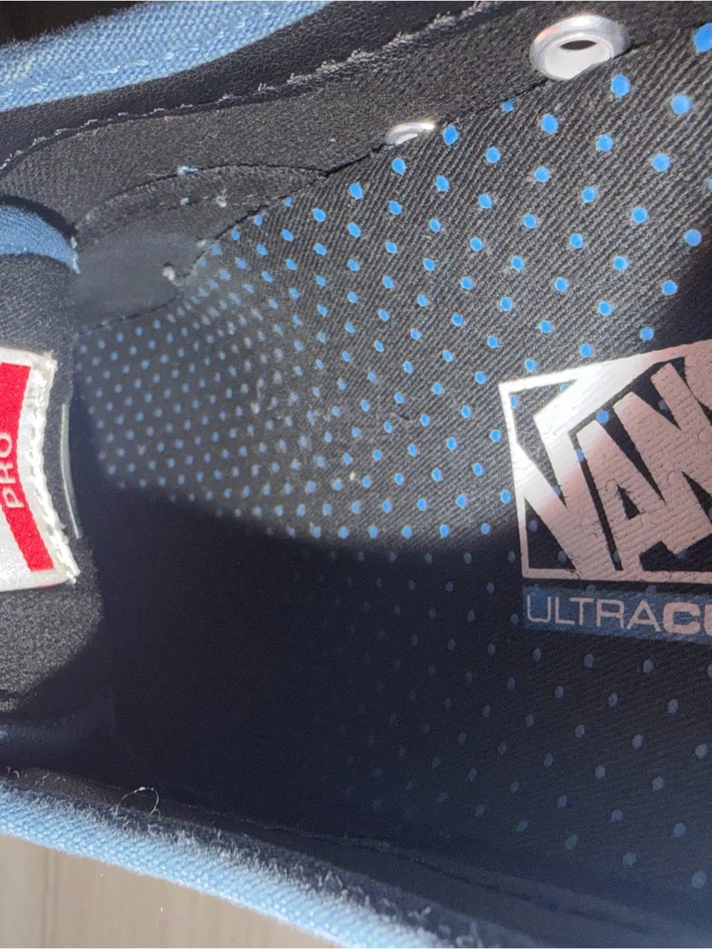Vans Men's Navy Blue Low-Top Sneakers